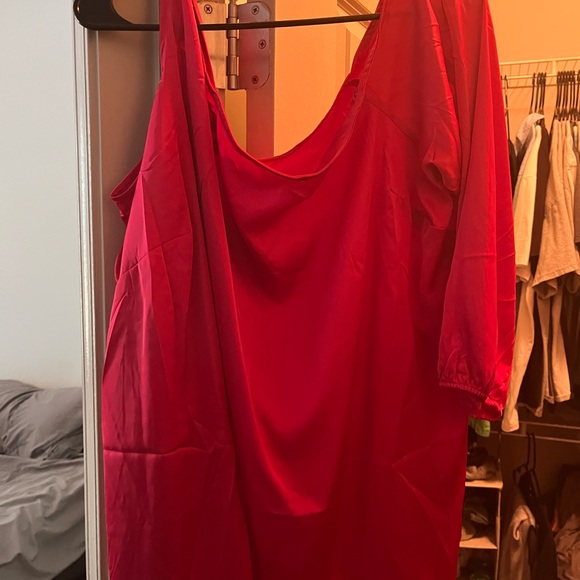 Torrid Vibrant Pink One-Shoulder Blouse - Picture 2 of 3